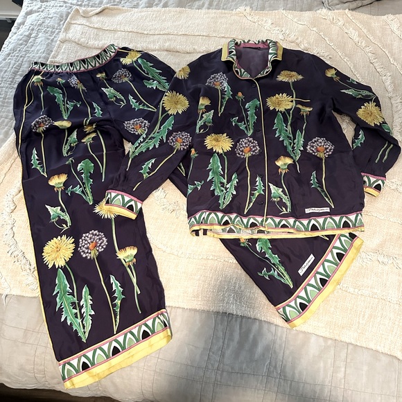 Dolce and Gabbana dandelion print silk shirt and pant set - Picture 4 of 7